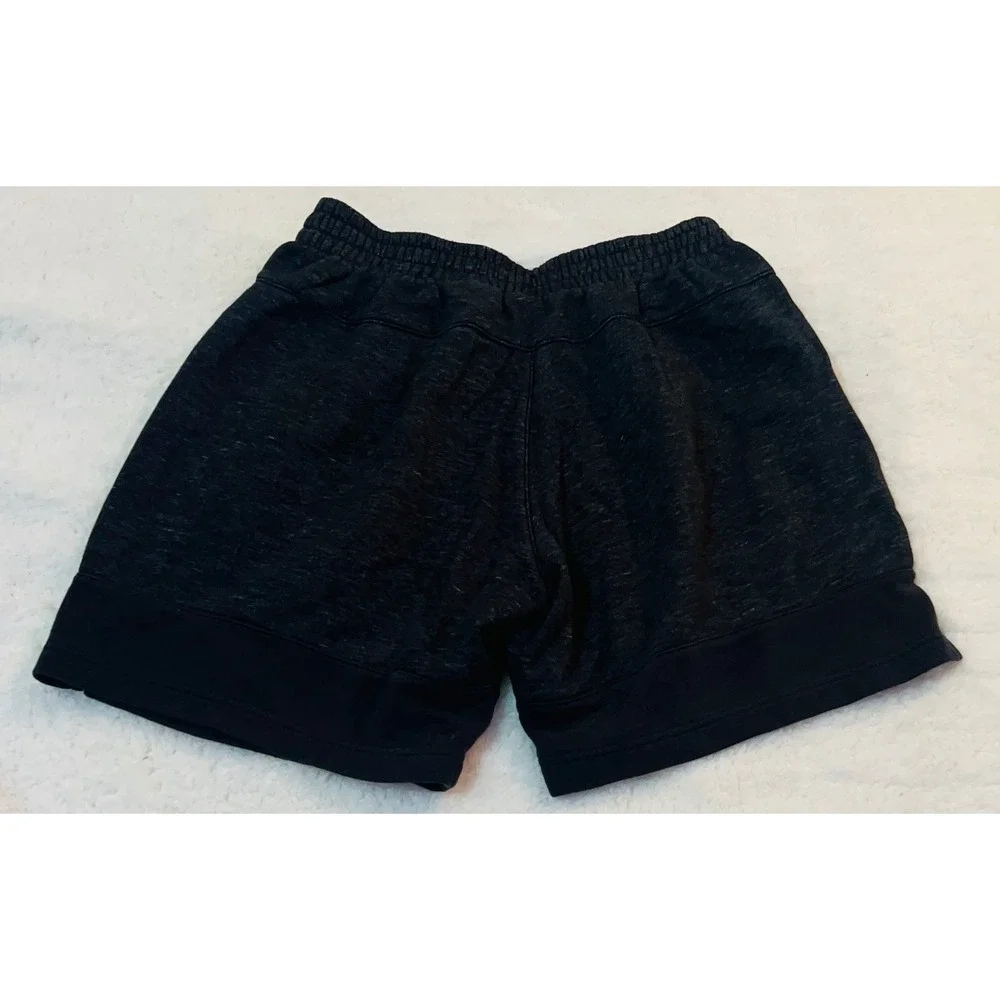 Adidas Mens Heather Grey Black Athletic Fleece Gym Shorts Size Medium
